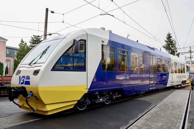 «Укрзалізниця» показала фото поїзда, який буде ходити в аеропорт «Бориспіль»